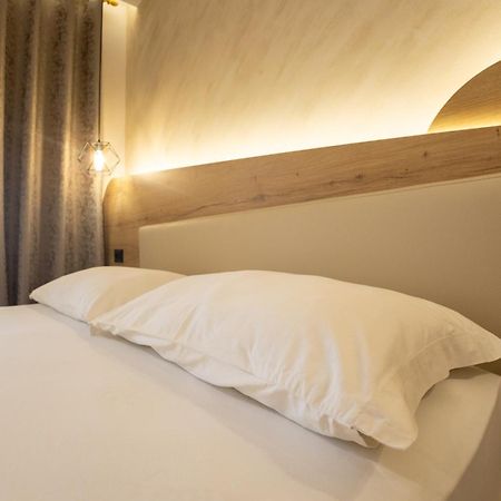 Hotel Klebrido Durres Ngoại thất bức ảnh