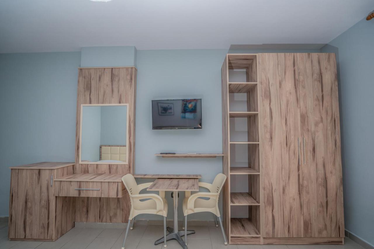 Hotel Klebrido Durres Ngoại thất bức ảnh